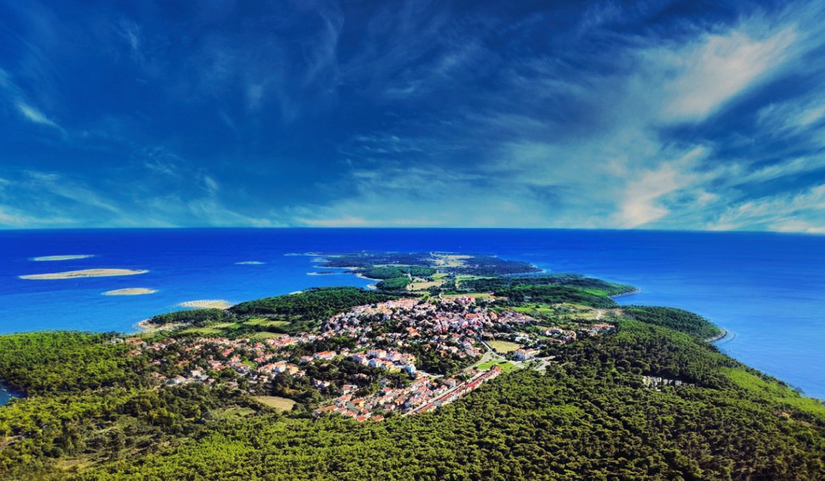 Apartments Carmen Premantura, Istria, Croatia - Location