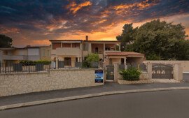 Apartments Premantura - Guest House Carmen - Property House Apartments Premantura - Guest House Carmen - Property House